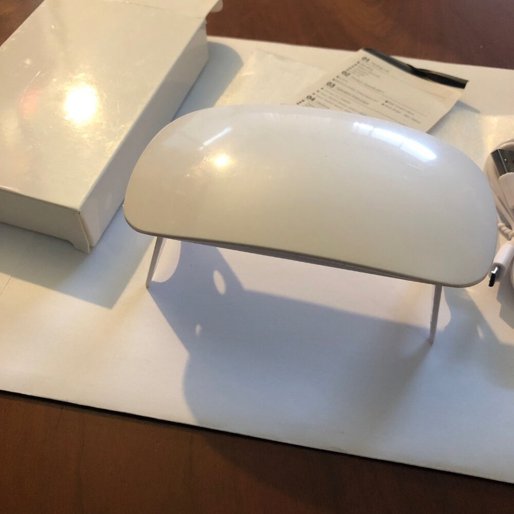 Zinipin - -  NEW Mini Nail Drying UV Lamp - rechargeable